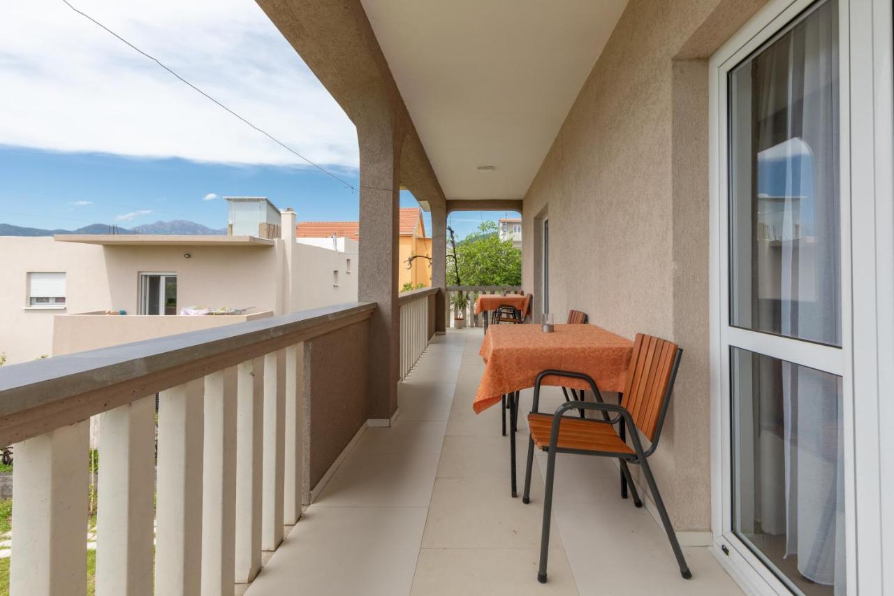 Apartments Bojic Tivat Exterior foto